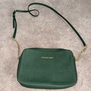 Michael Kors crossbody bag. Only worn once. Excellent condition!